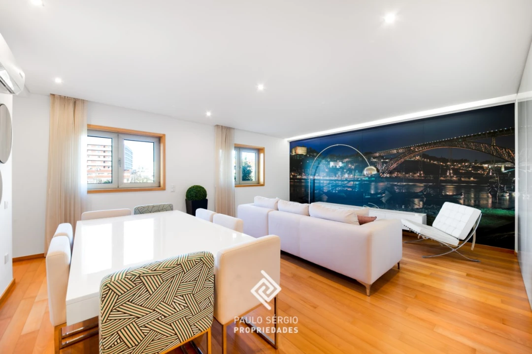 Apartamento T1 para Arrendamento em Anta e Guetim Foto 1