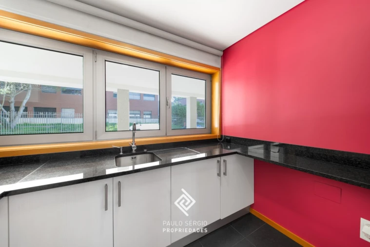 Apartamento T1 para Arrendamento em Anta e Guetim Foto 8