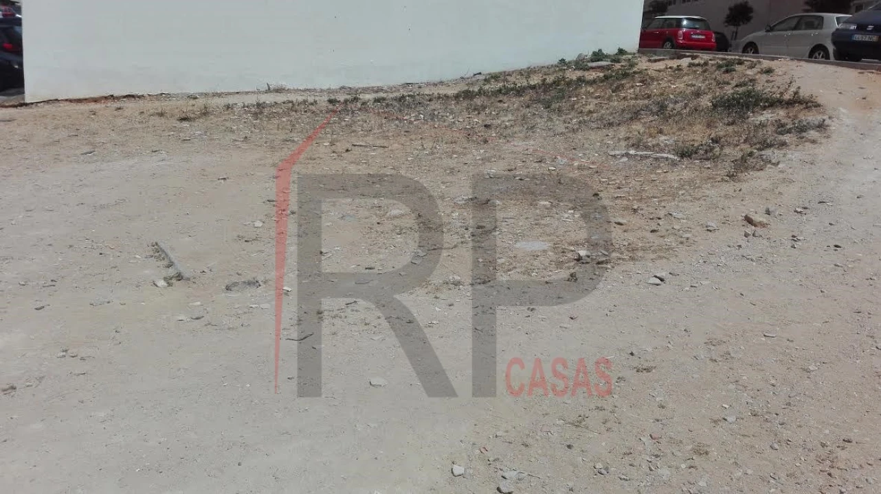 Terreno para Venda em Setubal (São Sebastião) Foto 3