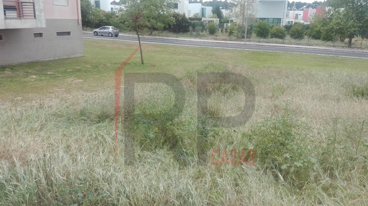 Terreno para Venda em Quinta do Anjo Foto 1