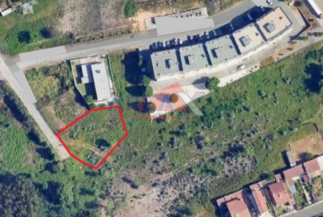 Terreno para Venda em Santa Maria da Feira, Travanca, Sanfins e Espargo Foto 1