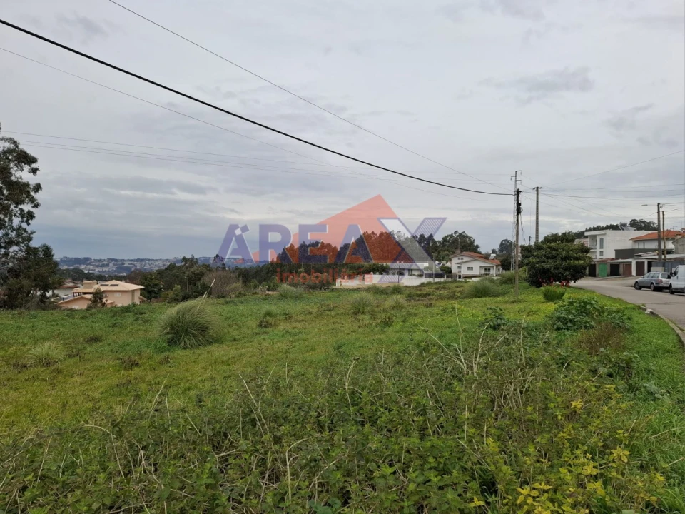 Terreno para Venda em O. Azeméis, Riba-Ul, Ul, Macinhata Seixa, Madail Foto 4
