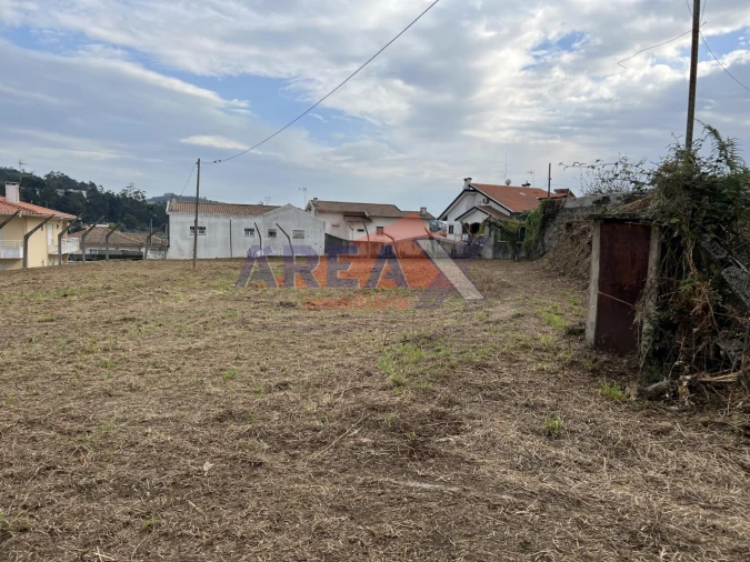 Terreno para Venda em Vila de Cucujães Foto 6