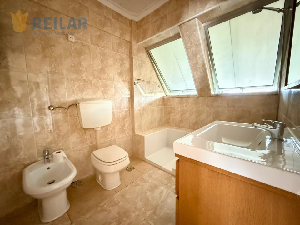 Escritório para Venda em Póvoa de Santa Iria e Forte da Casa Foto 24