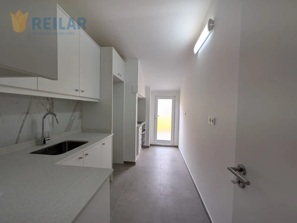 Apartamento T1 para Arrendamento em Moscavide e Portela Foto 1