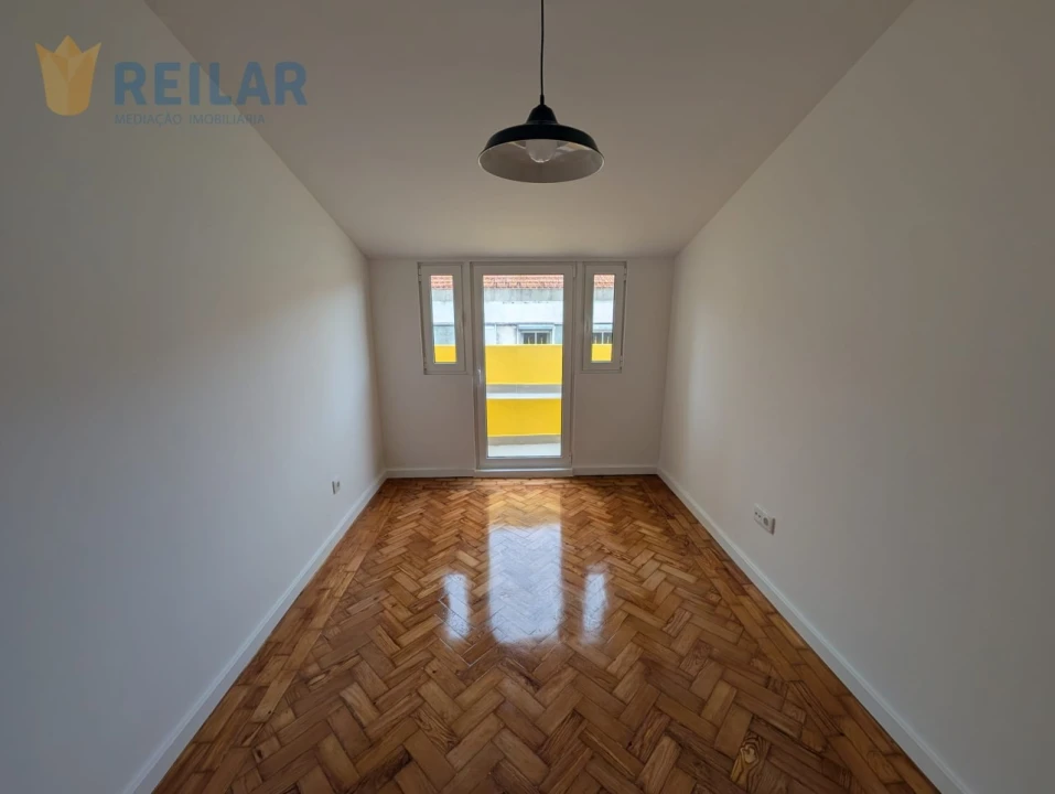 Apartamento T1 para Arrendamento em Moscavide e Portela Foto 6
