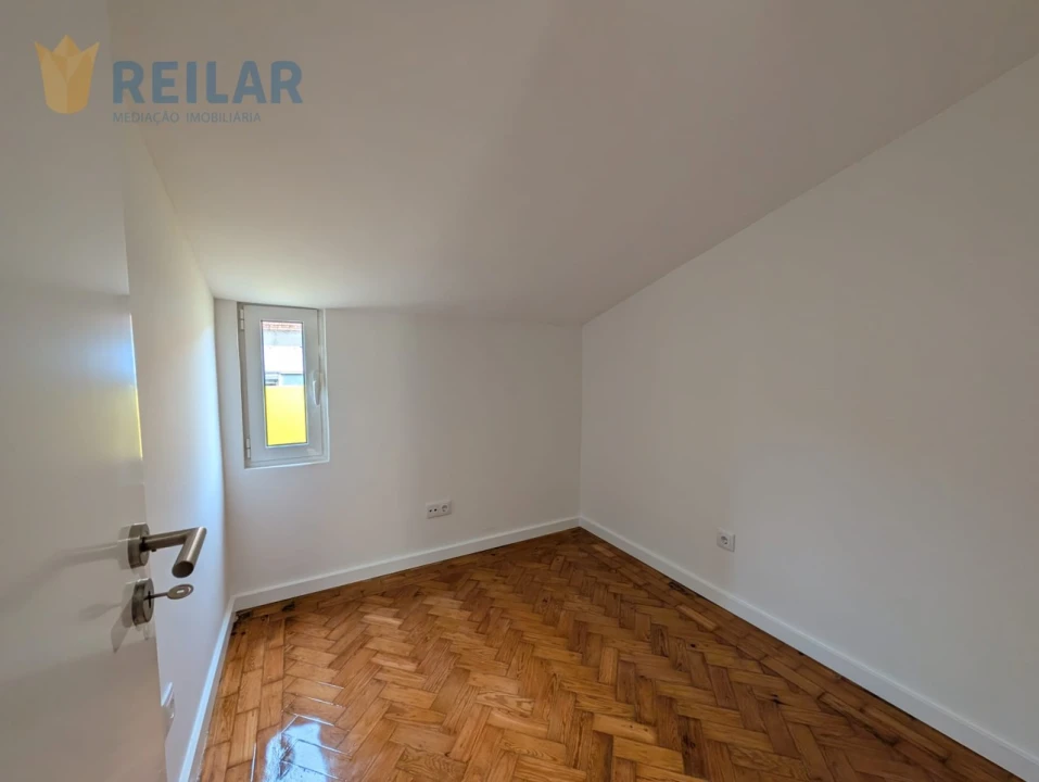 Apartamento T1 para Arrendamento em Moscavide e Portela Foto 11