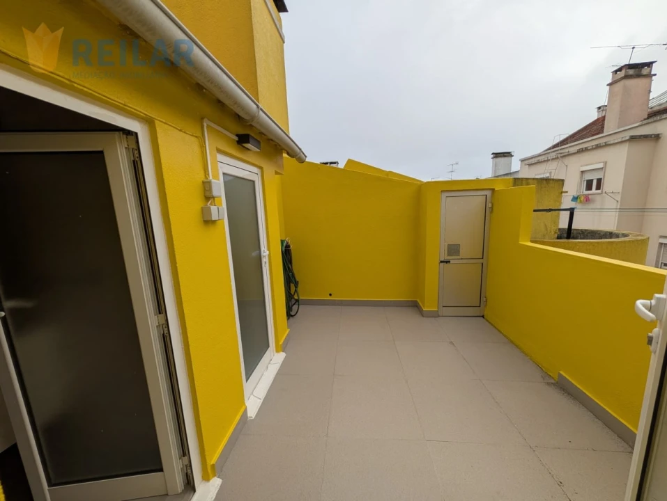 Apartamento T1 para Arrendamento em Moscavide e Portela Foto 18