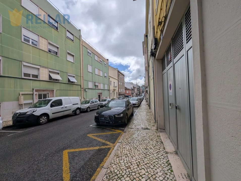 Apartamento T1 para Arrendamento em Moscavide e Portela Foto 26