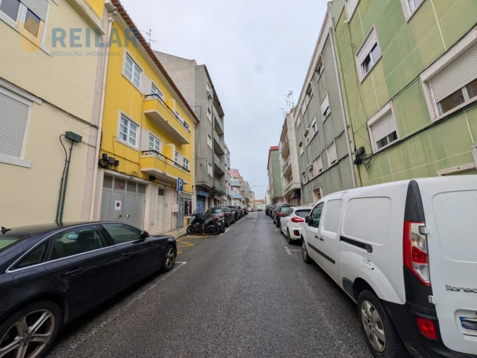 Apartamento T1 para Arrendamento em Moscavide e Portela Foto 23