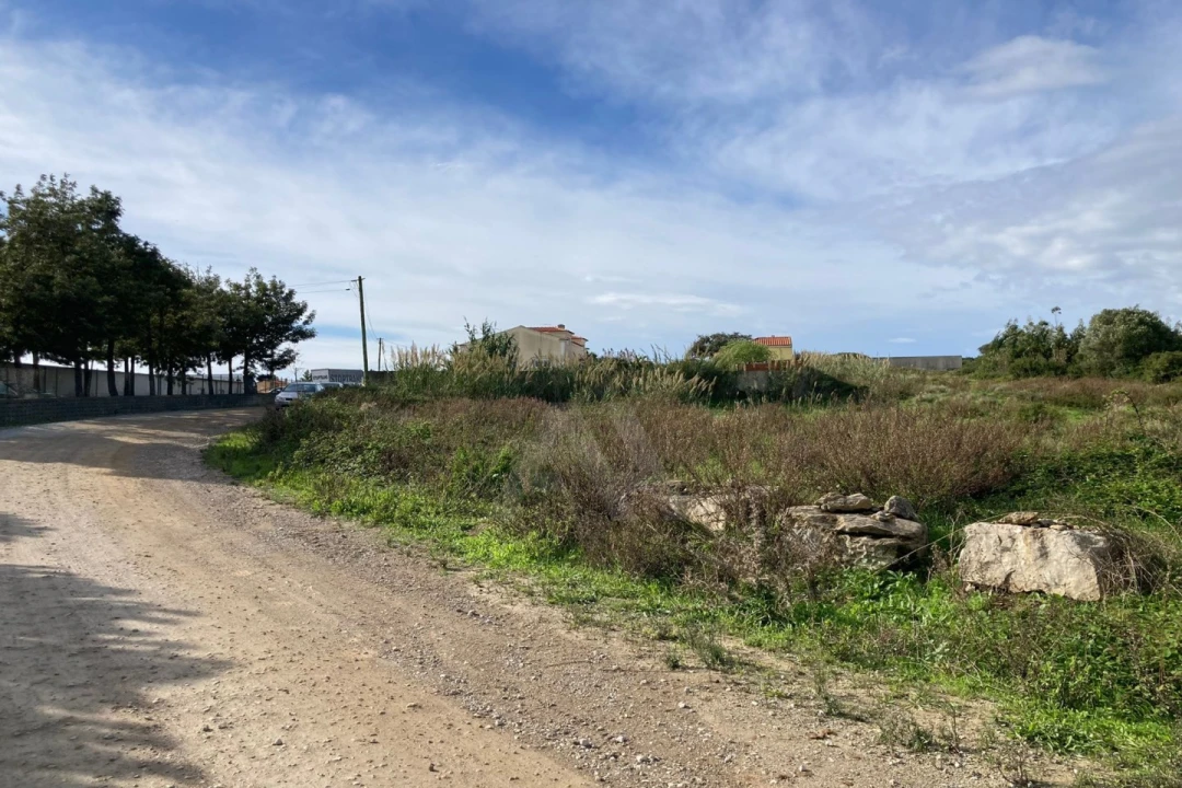 Terreno para Venda em São Bartolomeu dos Galegos e Moledo Foto 11