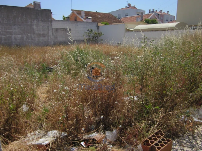 Terreno para Venda em Quinta do Conde Foto 3