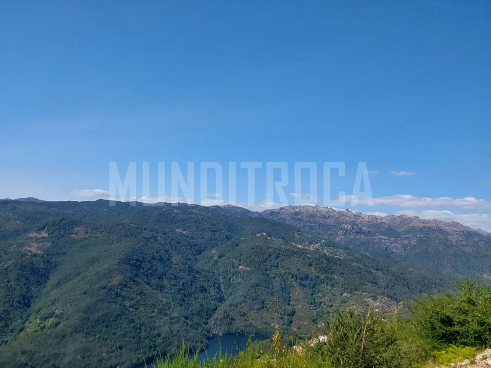 Terreno para Venda em Louredo Foto 4
