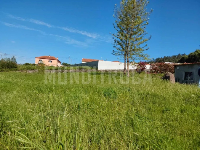 Terreno para Venda em Geraz do Lima (Santa Maria, Santa Leocádia, Moreira), Deão Foto 3