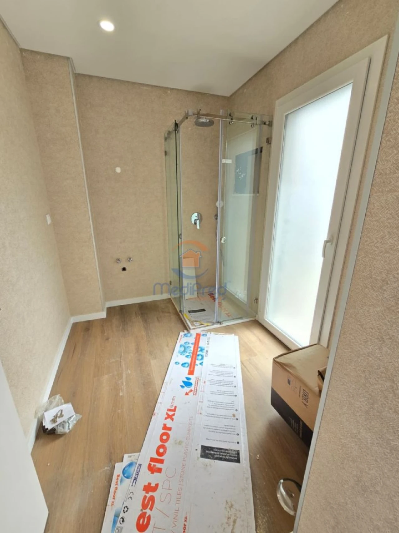 Moradia T4 para Venda em Pontinha e Famões Foto 14