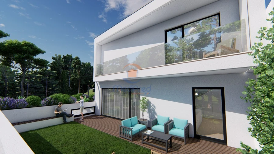 Moradia T4 para Venda em Pontinha e Famões Foto 3