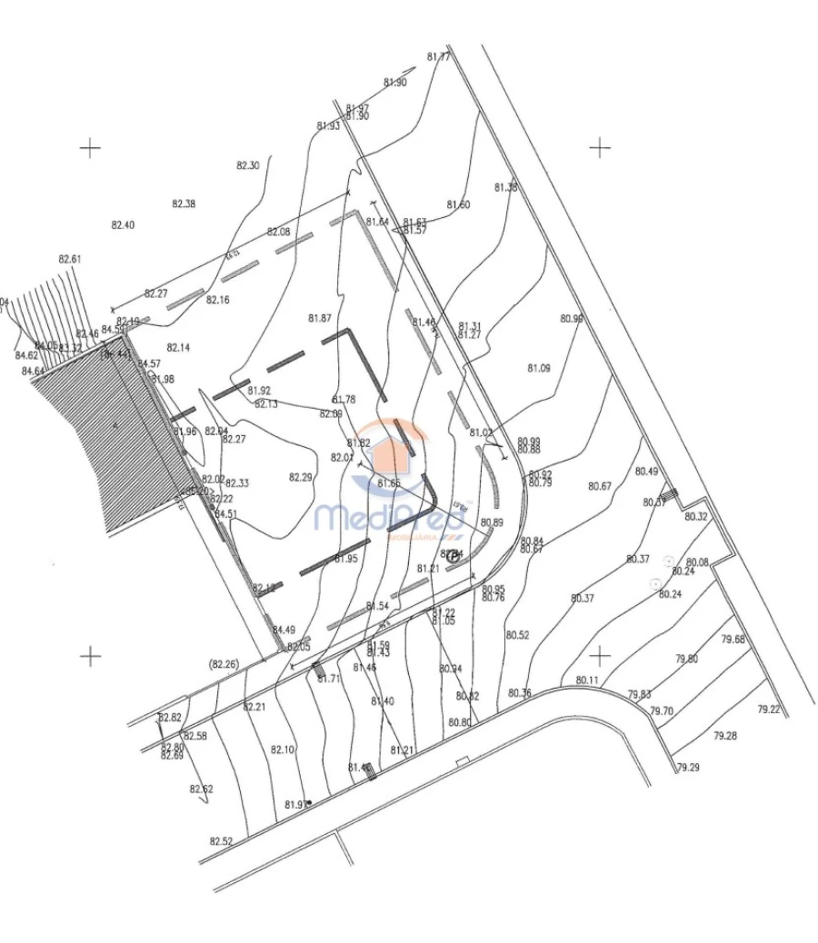Moradia T4 para Venda em Pontinha e Famões Foto 39