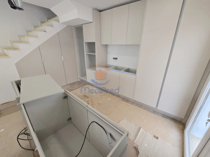 Moradia T4 para Venda em Pontinha e Famões Foto 11