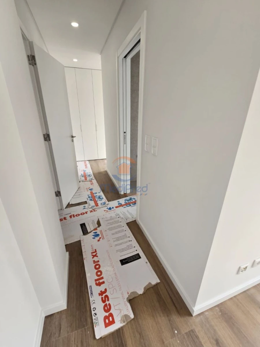 Moradia T4 para Venda em Pontinha e Famões Foto 20