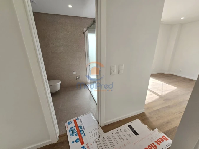 Moradia T4 para Venda em Pontinha e Famões Foto 21