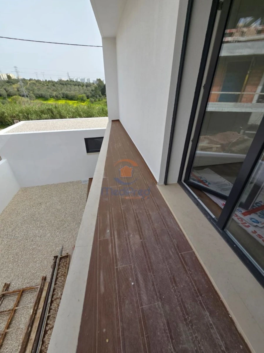 Moradia T4 para Venda em Pontinha e Famões Foto 26