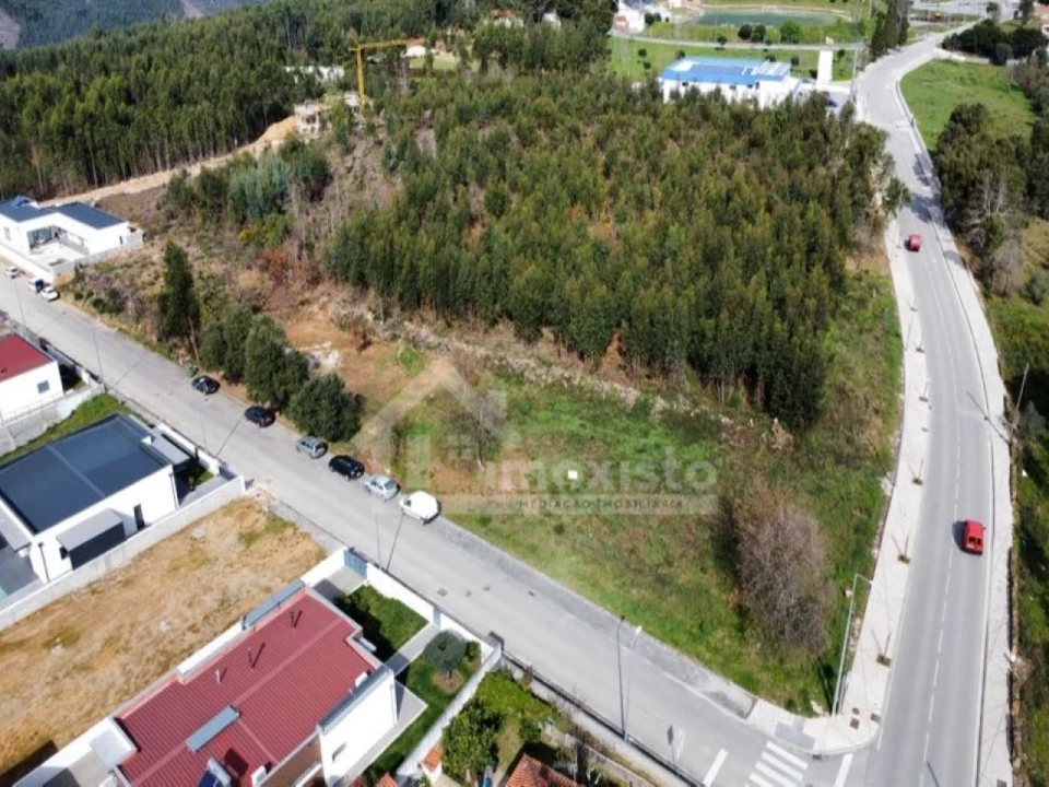 Terreno para Venda em Figueiró dos Vinhos e Bairradas Foto 1