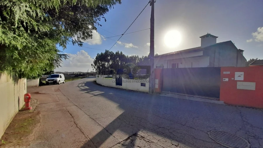 Terreno para Venda em Castêlo da Maia Foto 7