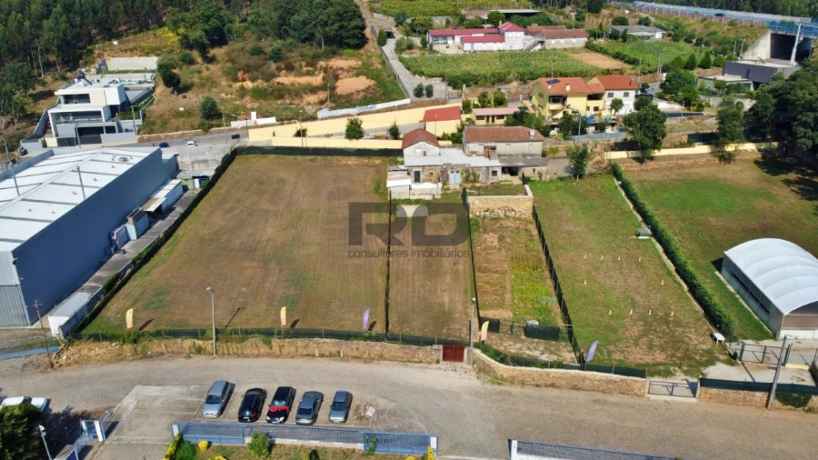 Terreno para Venda em Alfena Foto 1