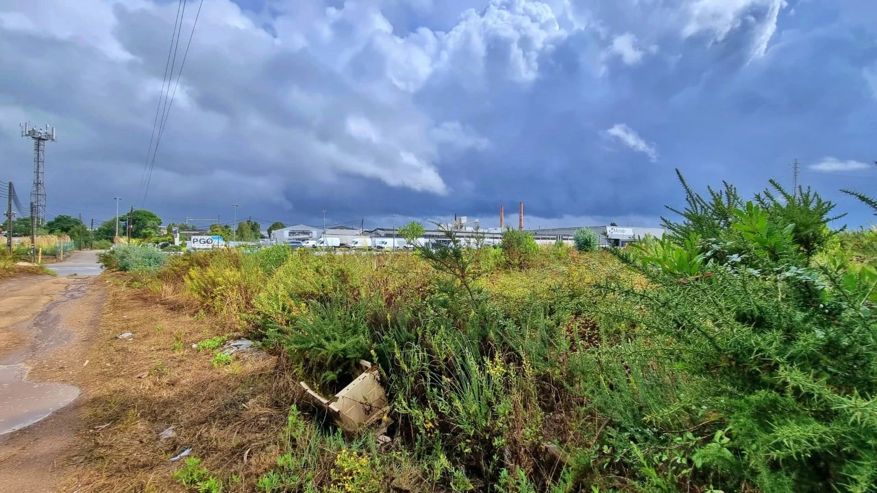 Terreno para Venda em Pedroso e Seixezelo Foto 3