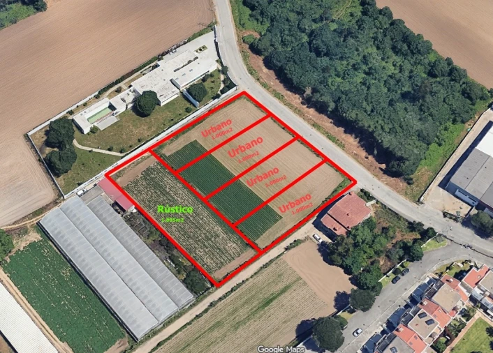 Terreno para Venda em Castêlo da Maia Foto 1