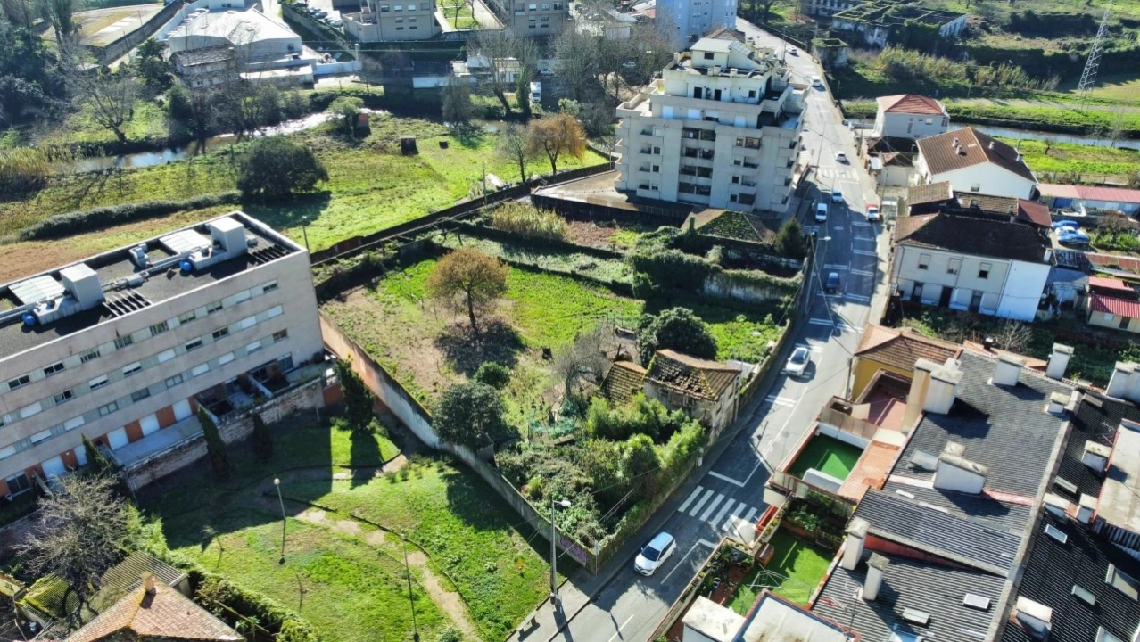 Terreno para Venda em Custóias, Leça do Balio e Guifões Foto 2