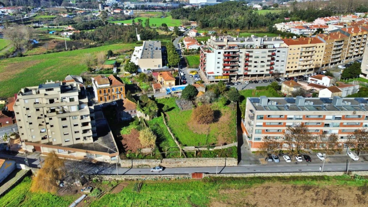 Terreno para Venda em Custóias, Leça do Balio e Guifões Foto 1