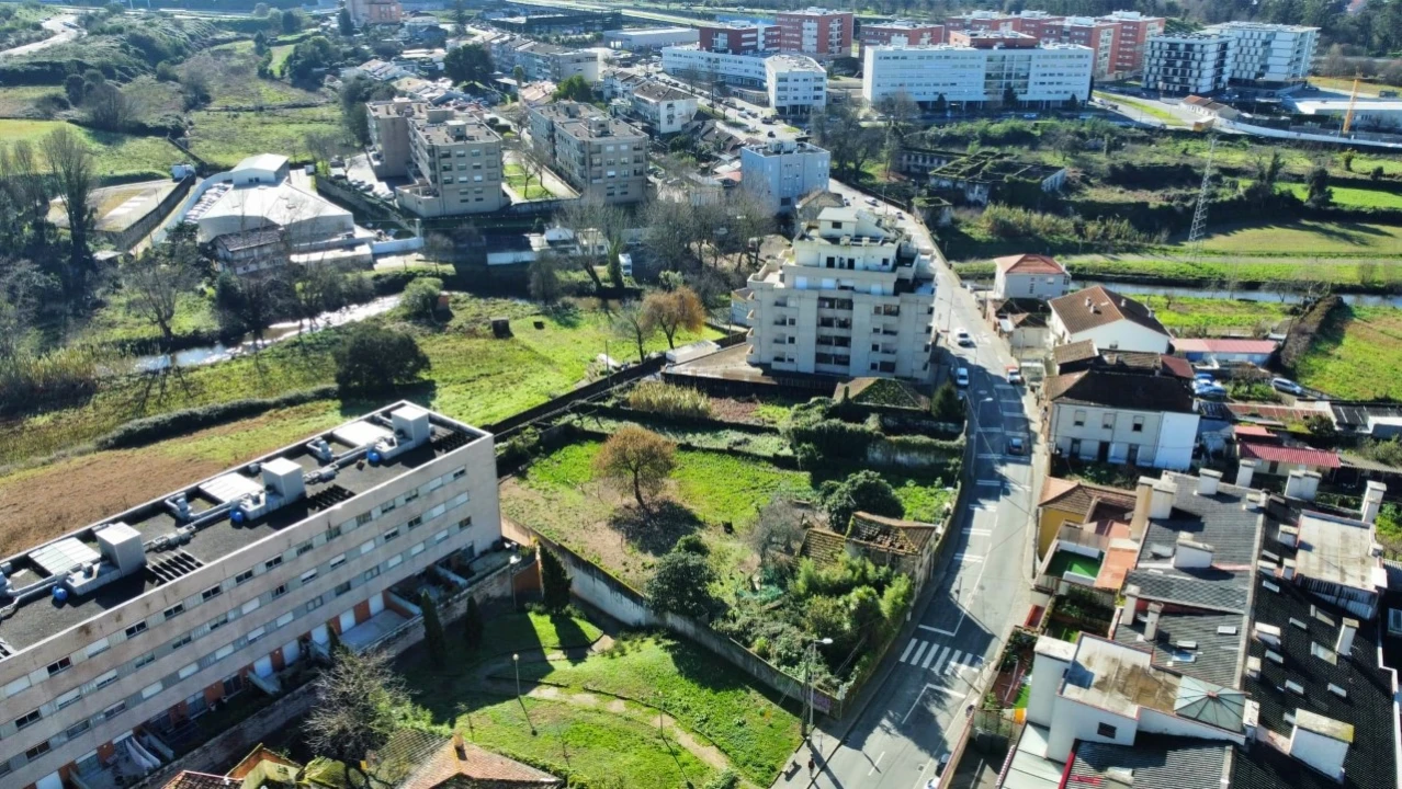 Terreno para Venda em Custóias, Leça do Balio e Guifões Foto 3