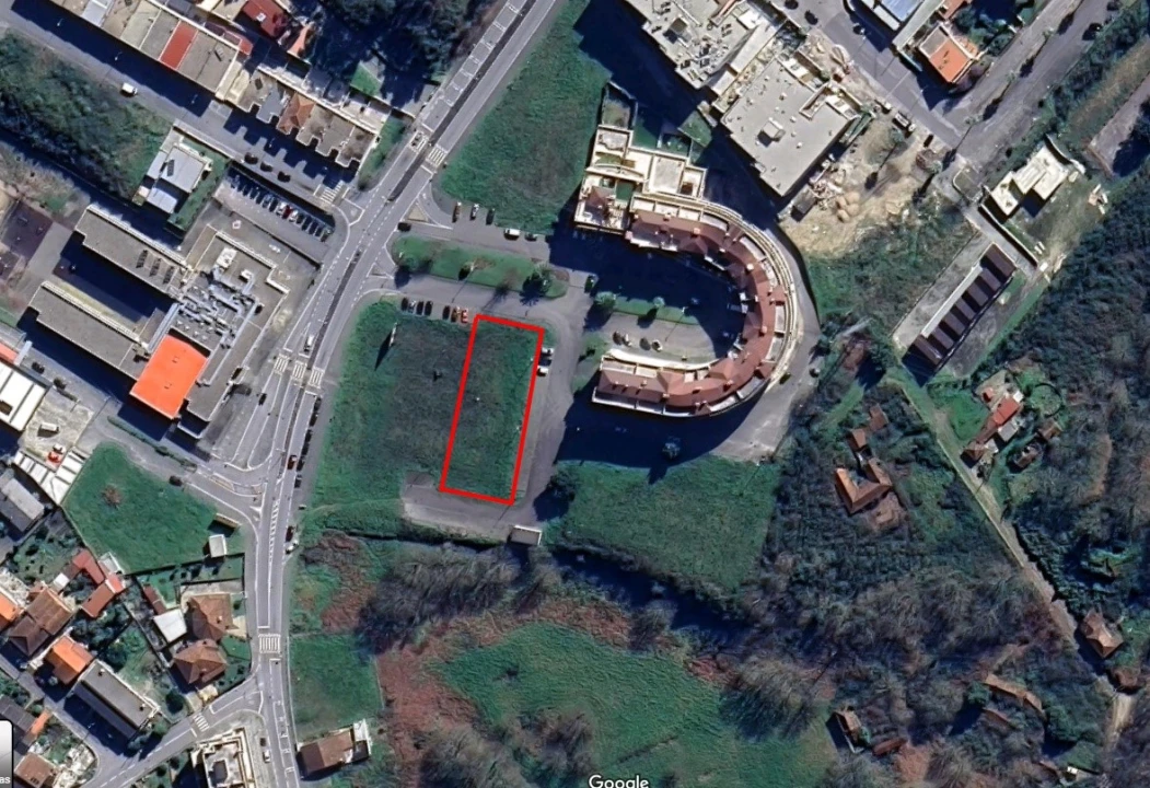 Terreno para Venda em Meixomil Foto 2