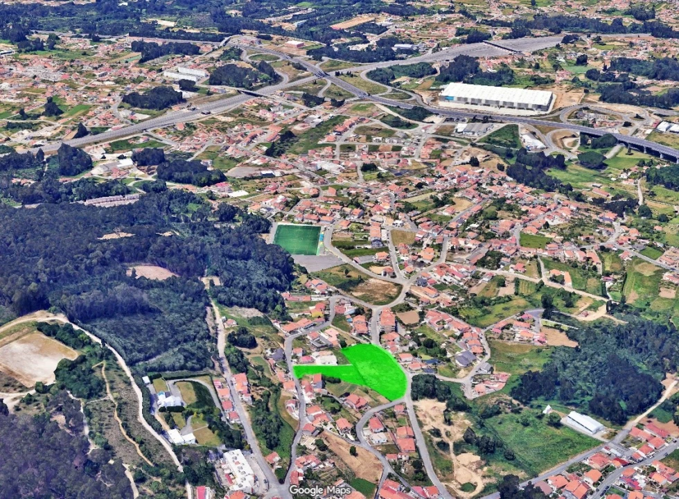 Terreno para Venda em Nogueira da Regedoura Foto 2