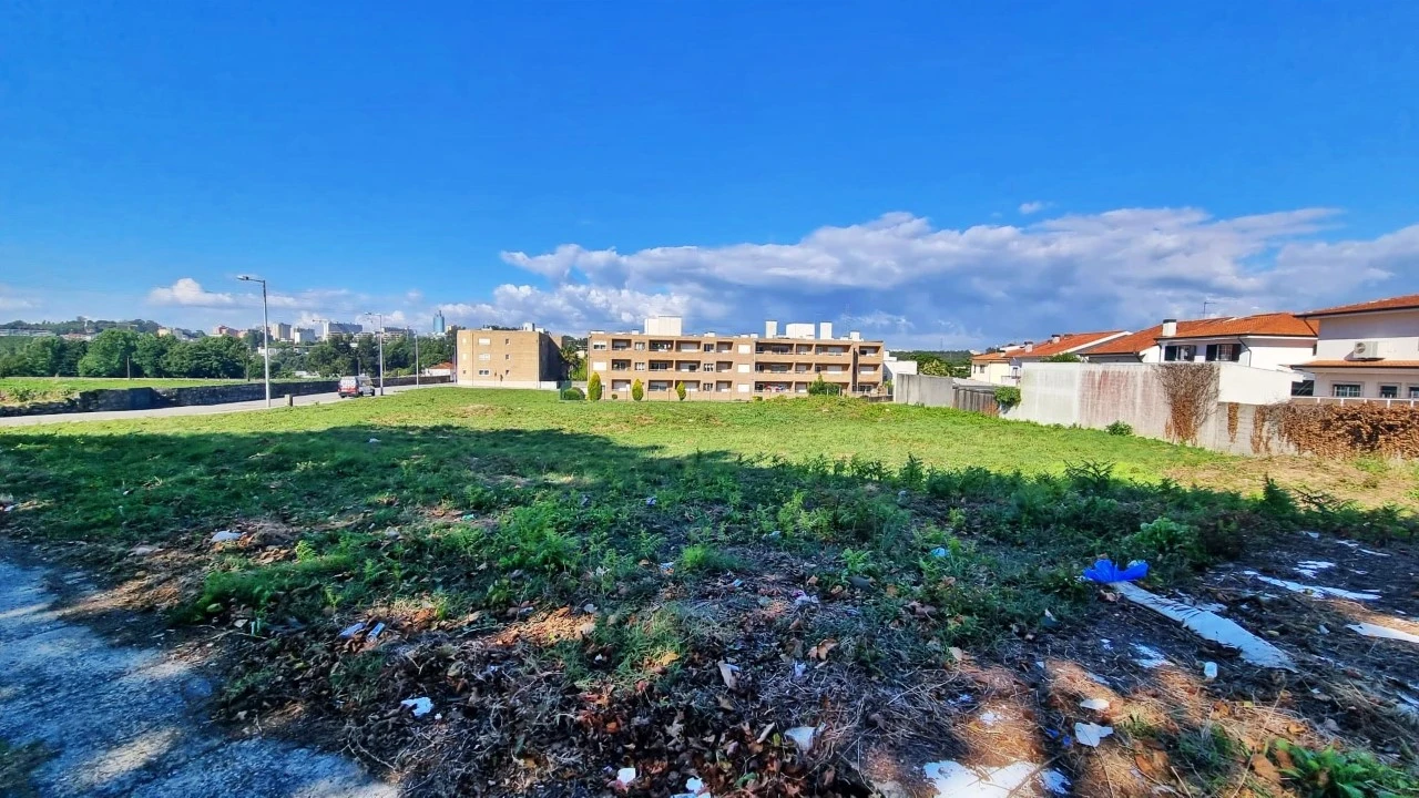Terreno para Venda em Custóias, Leça do Balio e Guifões Foto 10
