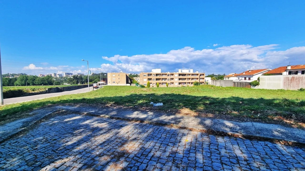 Terreno para Venda em Custóias, Leça do Balio e Guifões Foto 11