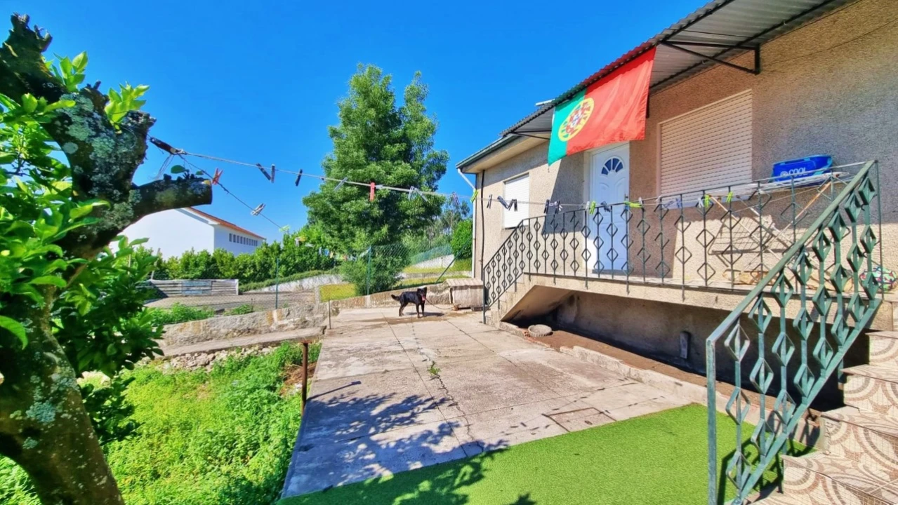 Terreno para Venda em Coronado (São Romão e São Mamede) Foto 1
