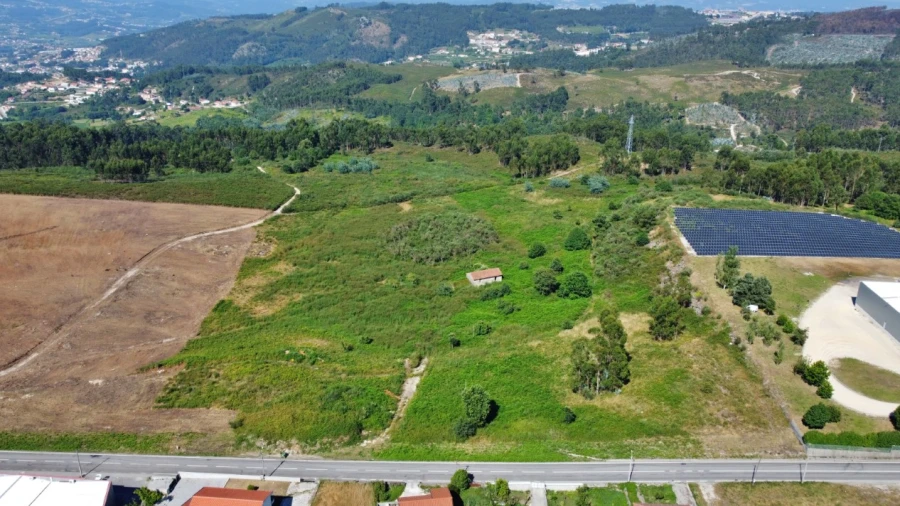 Terreno para Venda em Lustosa e Barrosas (Santo Estêvão)