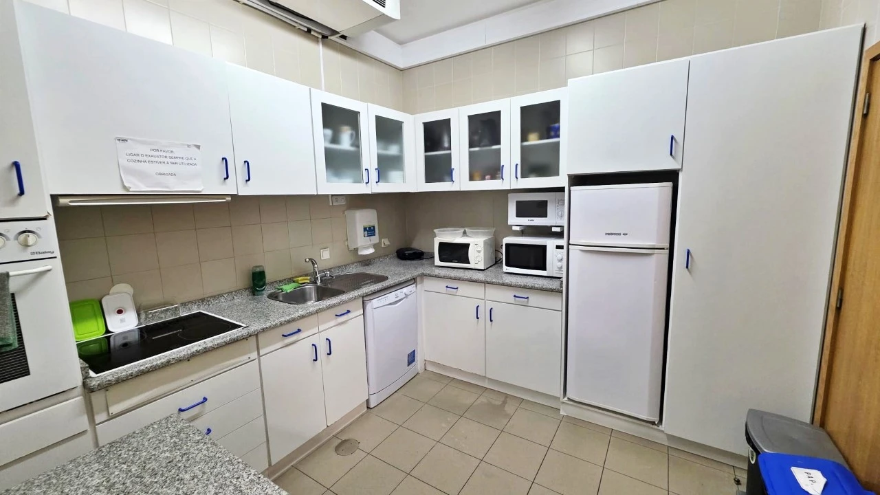 Armazém para Arrendamento em Moreira Foto 21