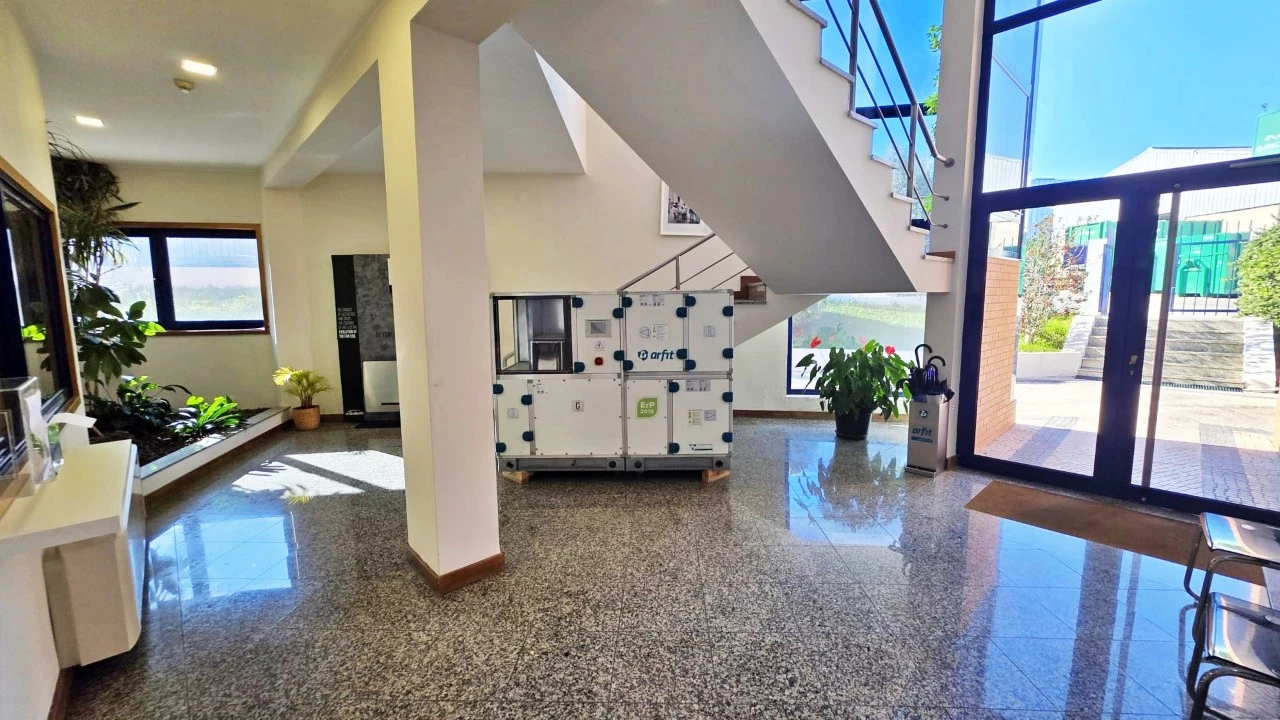 Armazém para Arrendamento em Moreira Foto 28