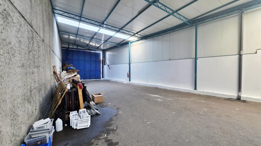 Armazém para Arrendamento em Moreira Foto 22