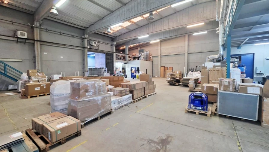 Armazém para Arrendamento em Moreira Foto 24