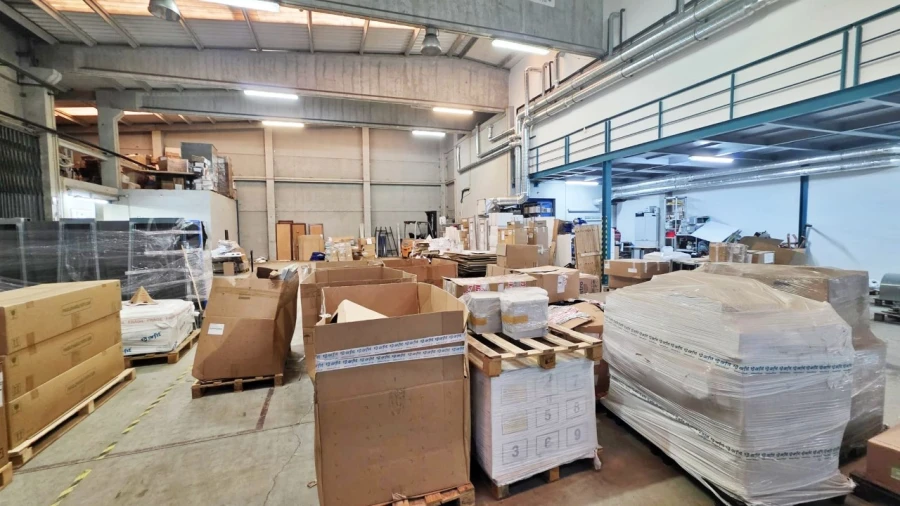 Armazém para Arrendamento em Moreira Foto 25