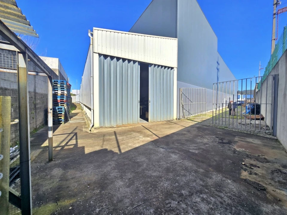 Armazém para Arrendamento em Alfena Foto 18