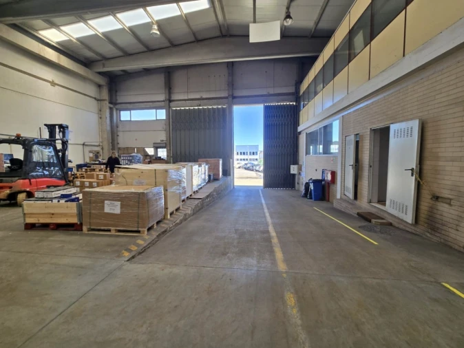 Armazém para Arrendamento em Alfena Foto 12