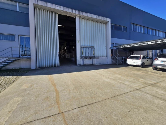 Armazém para Arrendamento em Alfena Foto 15