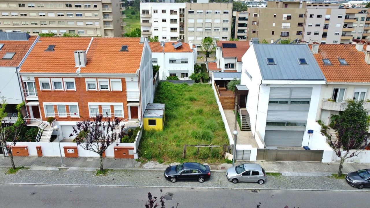 Terreno para Venda em São Mamede de Infesta e Senhora da Hora Foto 3