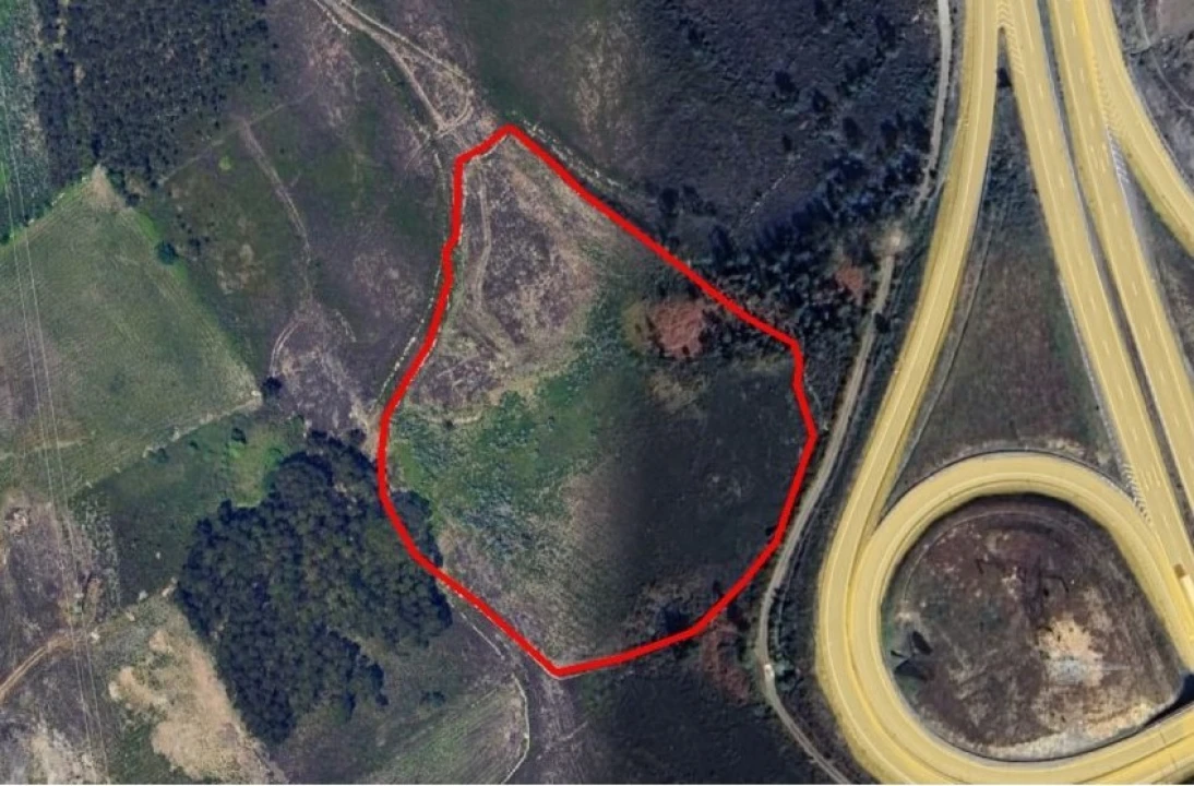 Terreno para Venda em Campo e Sobrado Planta 4