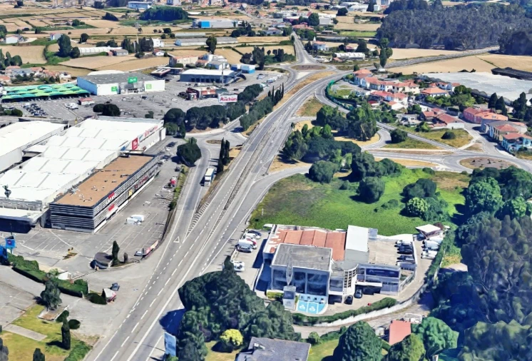 Terreno para Arrendamento em Castêlo da Maia Foto 2